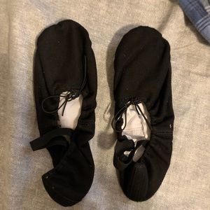 dance shoes